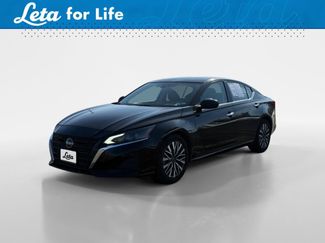 Used 2023 Nissan Altima 2.5 SV video 1