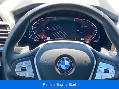 Used 2025 BMW X4 xDrive30i AWD/4WD image 8