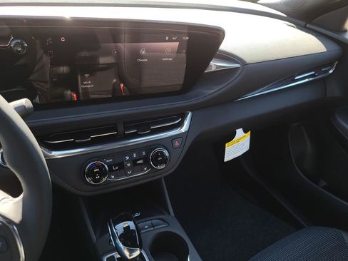 New 2026 Buick Envista Preferred w/ Convenience I Package image 8