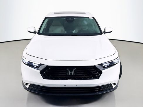 Used 2023 Honda Accord EX image 2