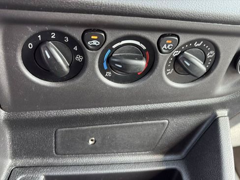 Used 2019 Ford Transit 350 XLT RWD image 22