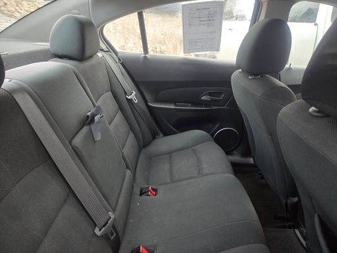 Used 2012 Chevrolet Cruze LT image 17