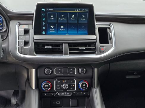 Used 2024 Chevrolet Tahoe Z71 w/ Luxury Package AWD/4WD image 28