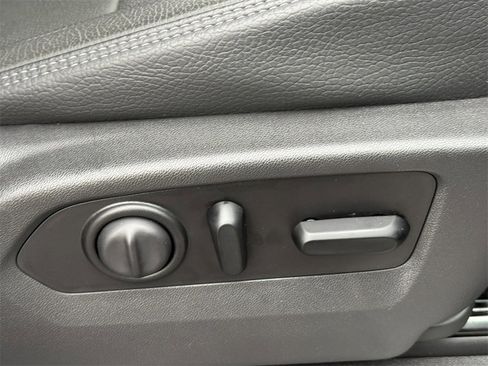 Certified 2021 GMC Sierra 2500 Denali w/ Denali Black Diamond Edition image 40