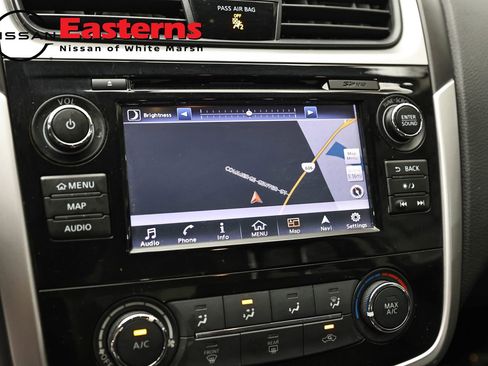 Used 2018 Nissan Altima 2.5 SR w/ SR Midnight Edition image 18