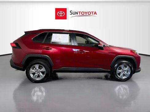 Used 2025 Toyota RAV4 XLE FWD image 2
