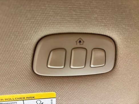 Used 2018 Ford F150 Lariat RWD image 41