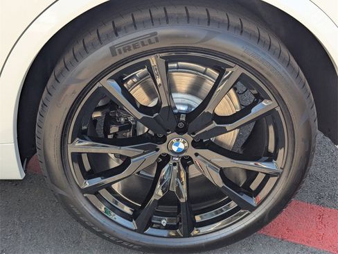 New 2026 BMW X7 xDrive40i image 25