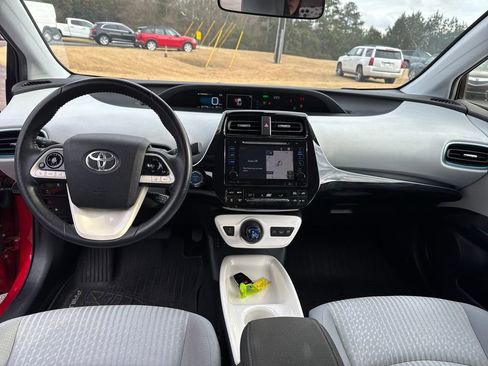 Used 2019 Toyota Prius Prime Plus image 14