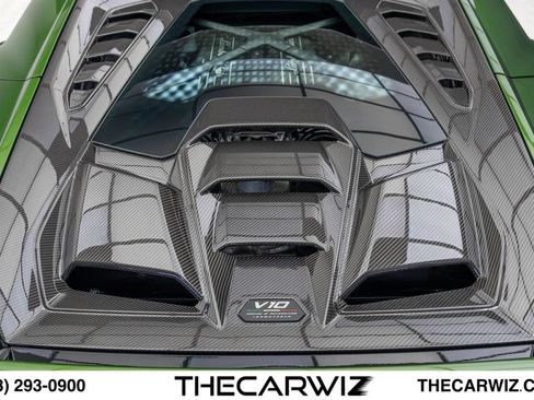 Used 2024 Lamborghini Huracan Tecnica RWD image 31