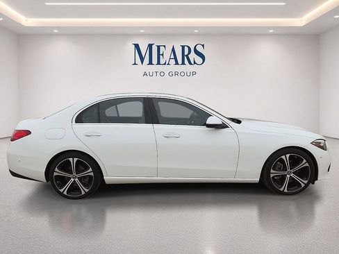 Used 2025 Mercedes-Benz C 300 Sedan image 6