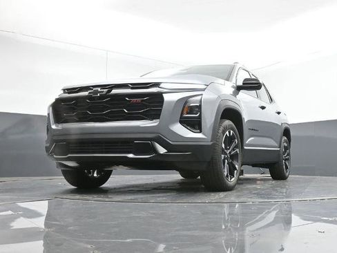 New 2026 Chevrolet Equinox RS w/ Convenience Package III image 9