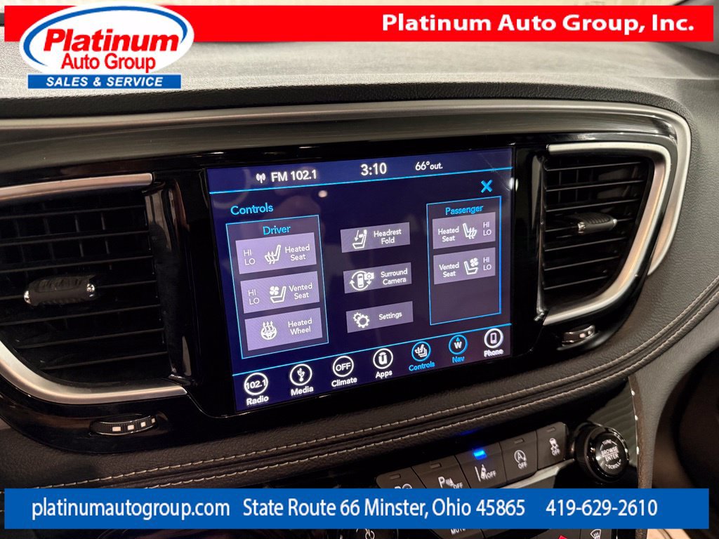Used 2019 Chrysler Pacifica Limited w/ Advanced Safetytec Group FWD image 20