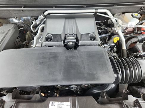 Used 2024 GMC Canyon AT4X AWD/4WD image 16