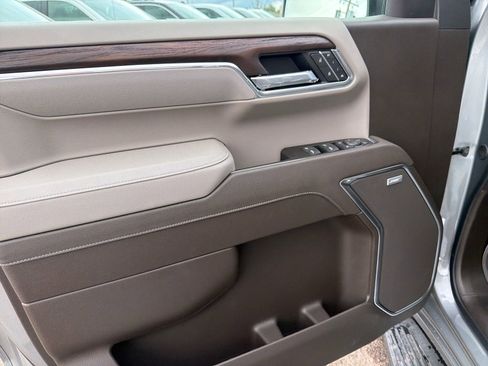 New 2026 GMC Sierra 1500 SLT AWD/4WD image 14