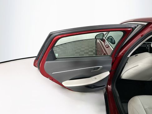 Used 2025 Hyundai Sonata SEL FWD image 26
