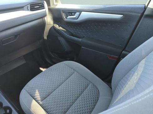Used 2020 Ford Escape SE FWD image 23
