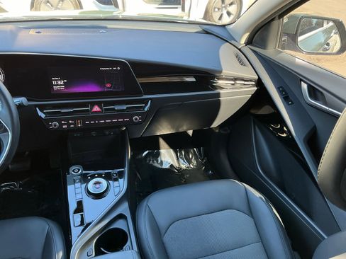 Used 2023 Kia Niro Wind image 17