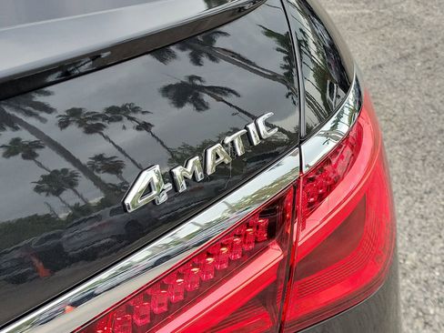 Certified 2022 Mercedes-Benz S 500 4MATIC image 8