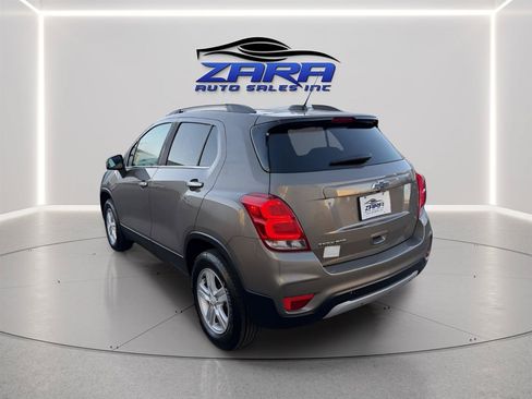 Used 2020 Chevrolet Trax LT w/ Driver Confidence Package AWD/4WD image 4