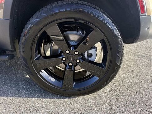 New 2026 Land Rover Defender 110 S image 3