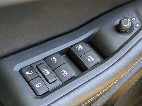 New 2025 Jeep Grand Cherokee Altitude RWD image 22