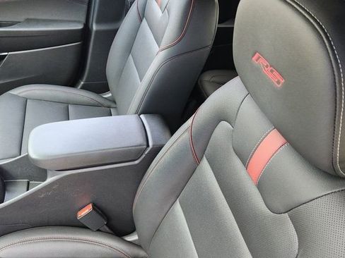 Used 2025 Chevrolet Trax RS w/ Driver Confidence Package image 20