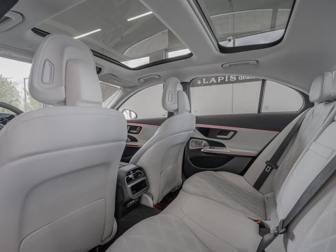 Used 2026 Mercedes-Benz E 350 4MATIC Sedan image 26
