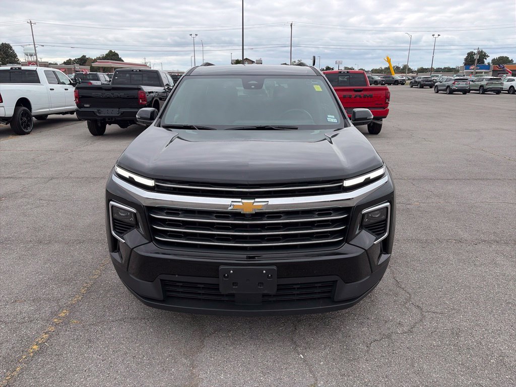 Used 2026 Chevrolet Traverse LT FWD image 9