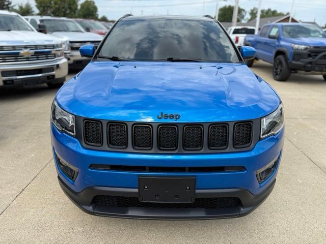 Used 2019 Jeep Compass Latitude AWD/4WD image 2