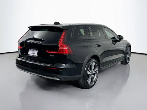 New 2026 Volvo V60 B5 Cross Country Plus w/ Protection Package Premier image 5