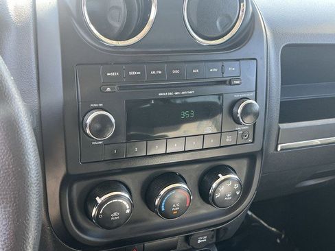 Used 2015 Jeep Patriot Sport w/ Power Value Group FWD image 13