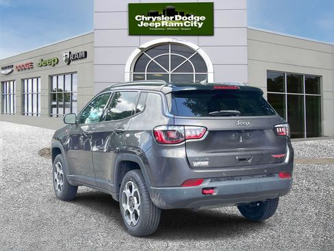 Used 2022 Jeep Compass Trailhawk AWD/4WD image 8