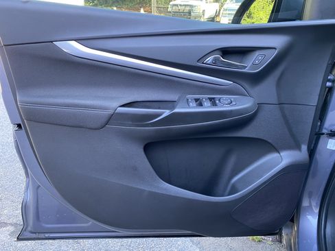 Used 2023 Chevrolet Bolt EUV LT w/ Driver Confidence Package FWD image 15