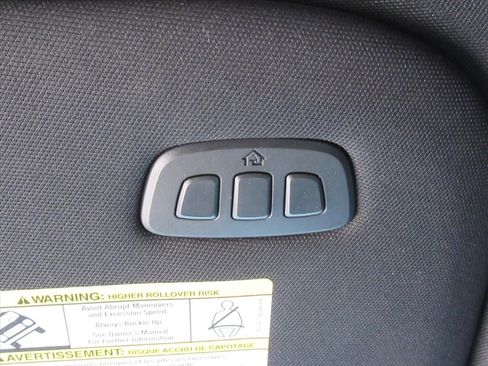 Used 2022 Ford F350 Platinum w/ FX4 Off-Road Package image 28