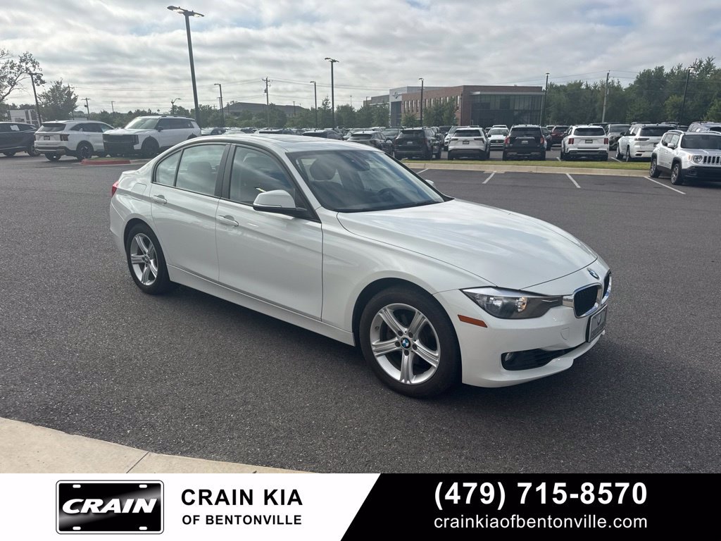Used 2015 BMW 328i xDrive Sedan AWD/4WD image 2