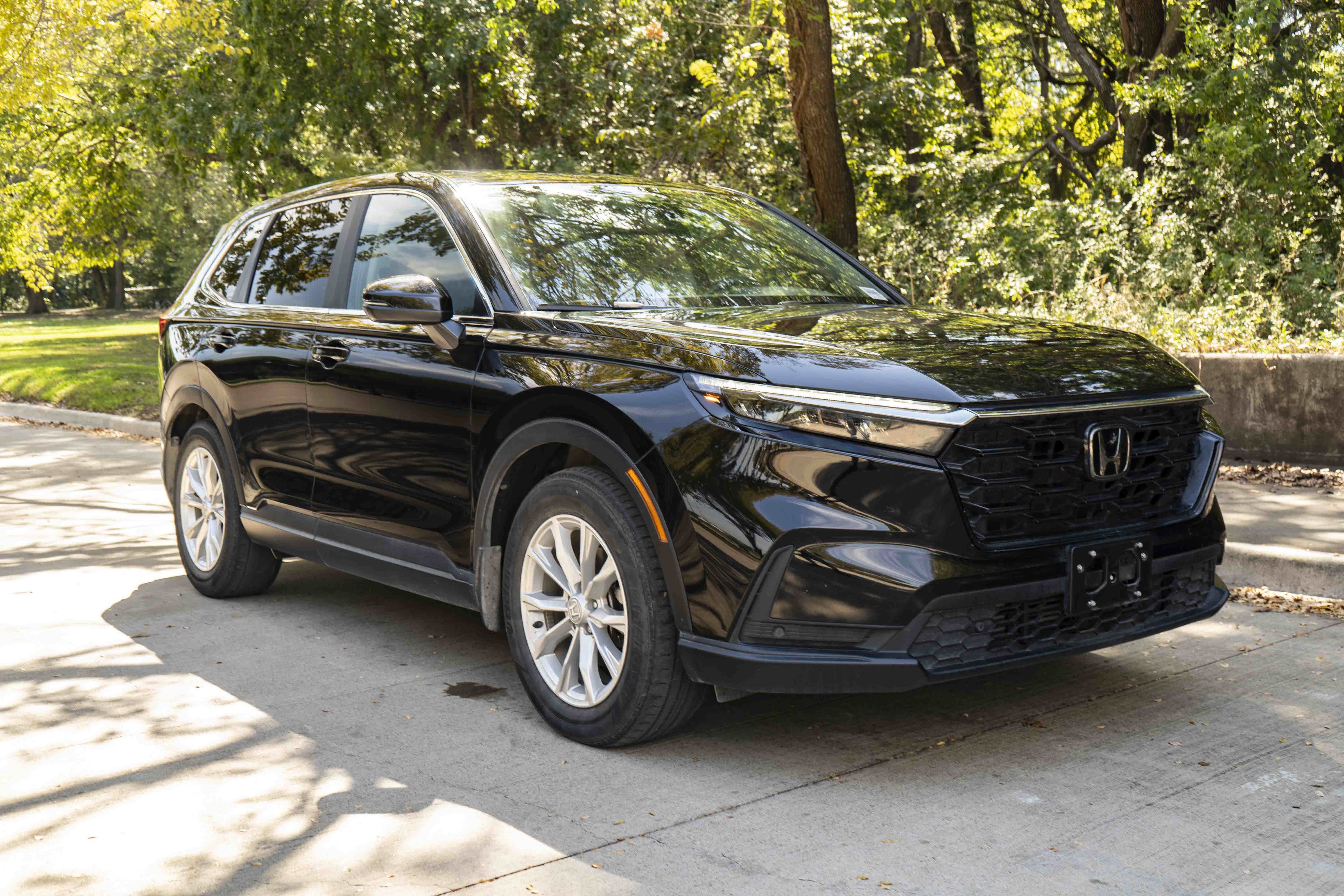 Used 2024 Honda CR-V EX-L image 2