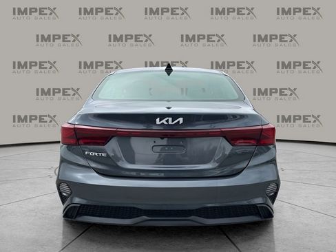 Used 2023 Kia Forte LXS image 4