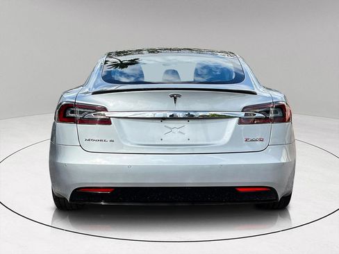 Used 2016 Tesla Model S P100D image 6