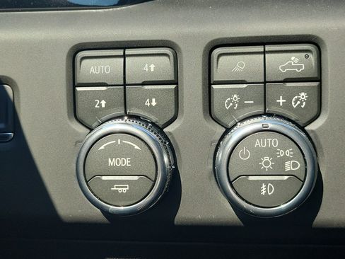 New 2026 GMC Sierra 2500 Denali w/ Max Trailering Package AWD/4WD image 30