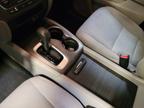 Used 2019 Honda Pilot LX image 26