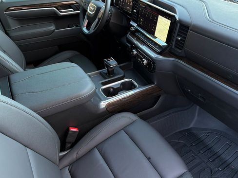 New 2026 GMC Sierra 1500 Elevation w/ Elevation Premium Package AWD/4WD image 16