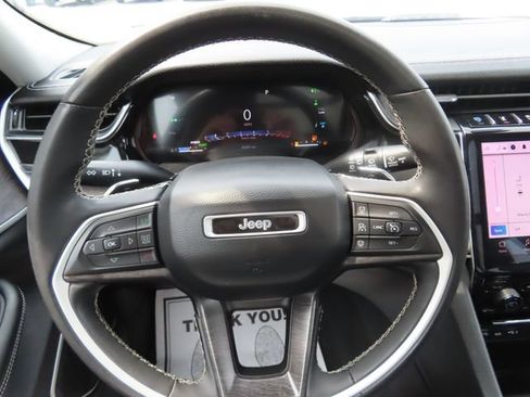 Used 2023 Jeep Grand Cherokee 4WD 4xe image 36