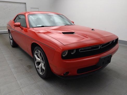 Used 2015 Dodge Challenger SXT Plus RWD image 13