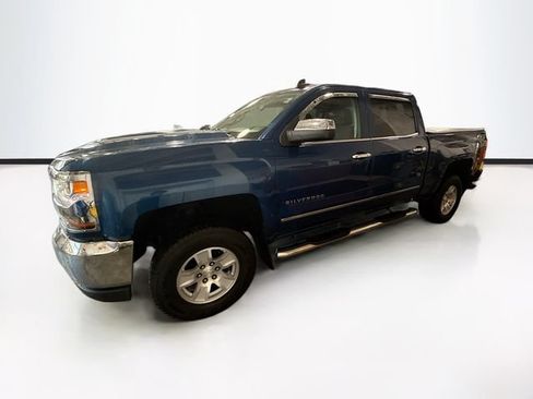 Used 2018 Chevrolet Silverado 1500 LT w/ All Star Edition AWD/4WD image 9