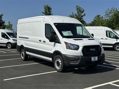 New 2025 Ford Transit 250 148 Medium Roof w/ Load Area Protection Package