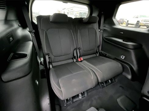 Used 2025 Jeep Grand Cherokee L Laredo w/ Luxury Tech Group I image 28