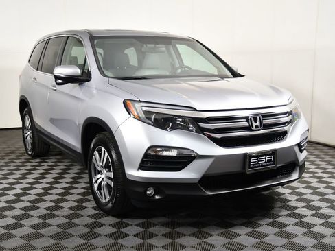 Used 2017 Honda Pilot EX-L image 3