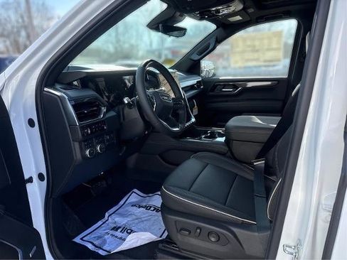 New 2026 GMC Yukon Elevation w/ Elevation Premium Package image 11