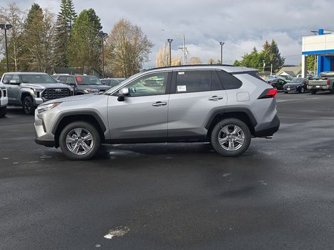 New 2025 Toyota RAV4 XLE image 6